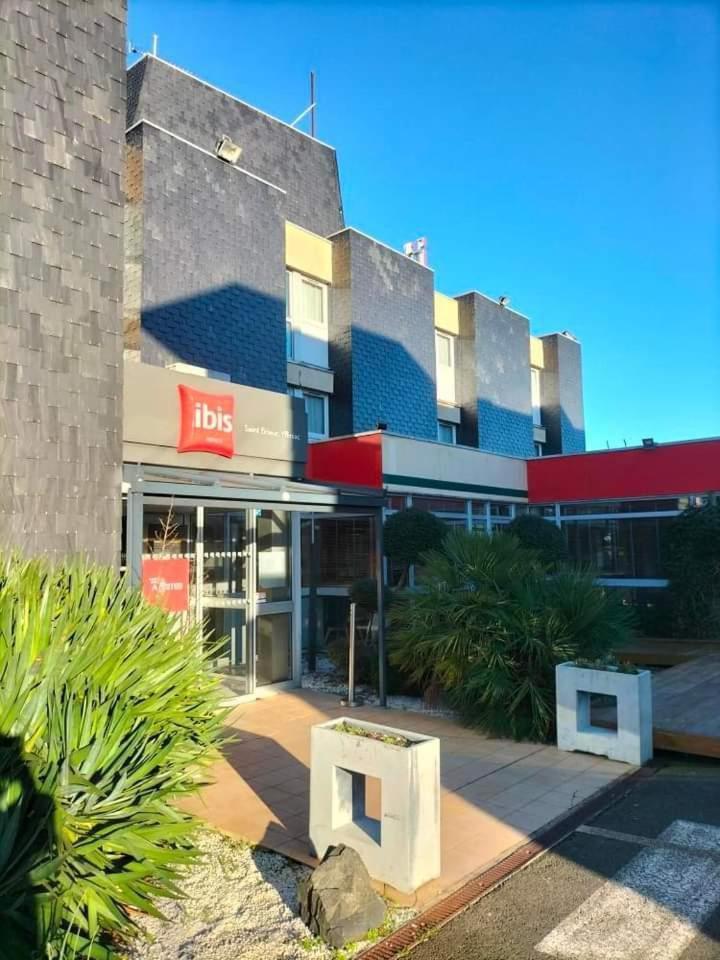 Ibis Saint Brieuc Yffiniac Hotel Exterior foto